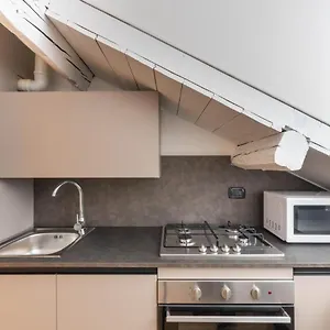  Apartment Brera Flat Near Duomo Italy